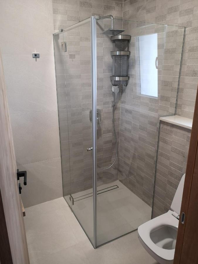 Villa Sara With Sea View And Private Heated Pool Omiš Exteriör bild