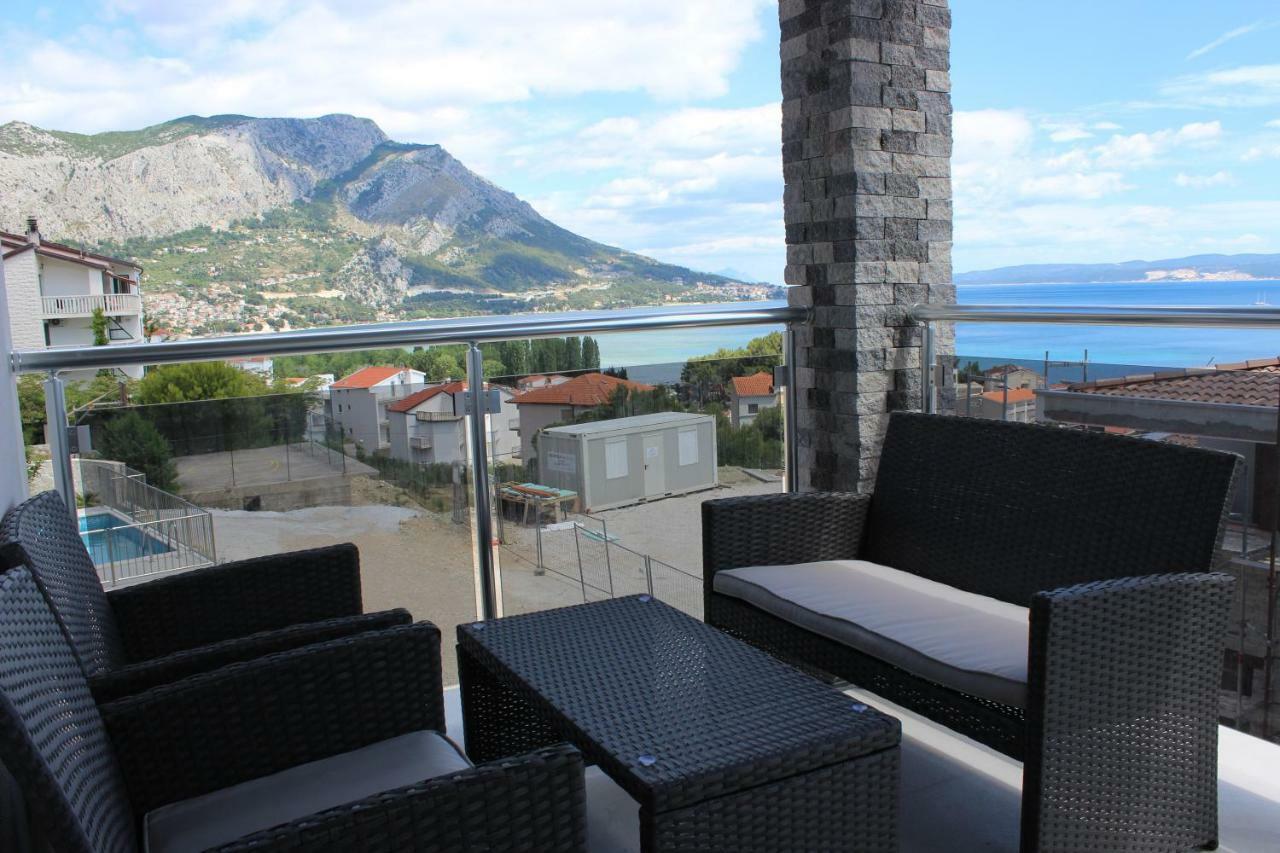 Villa Sara With Sea View And Private Heated Pool Omiš Exteriör bild