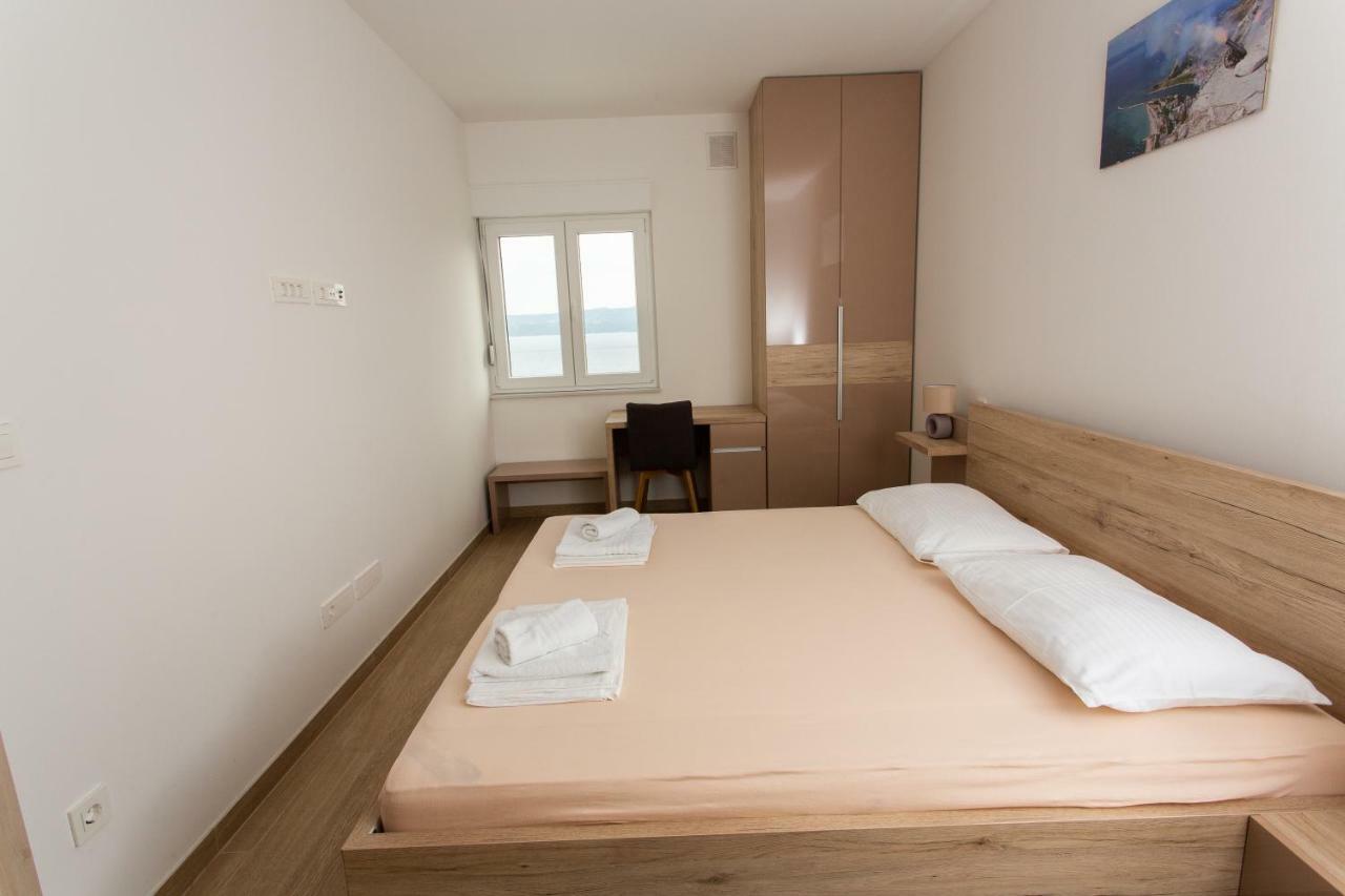 Villa Sara With Sea View And Private Heated Pool Omiš Exteriör bild