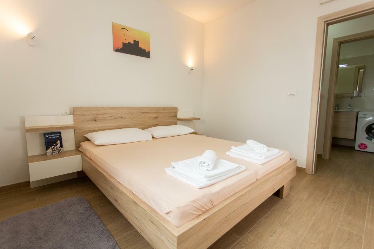 Villa Sara With Sea View And Private Heated Pool Omiš Exteriör bild