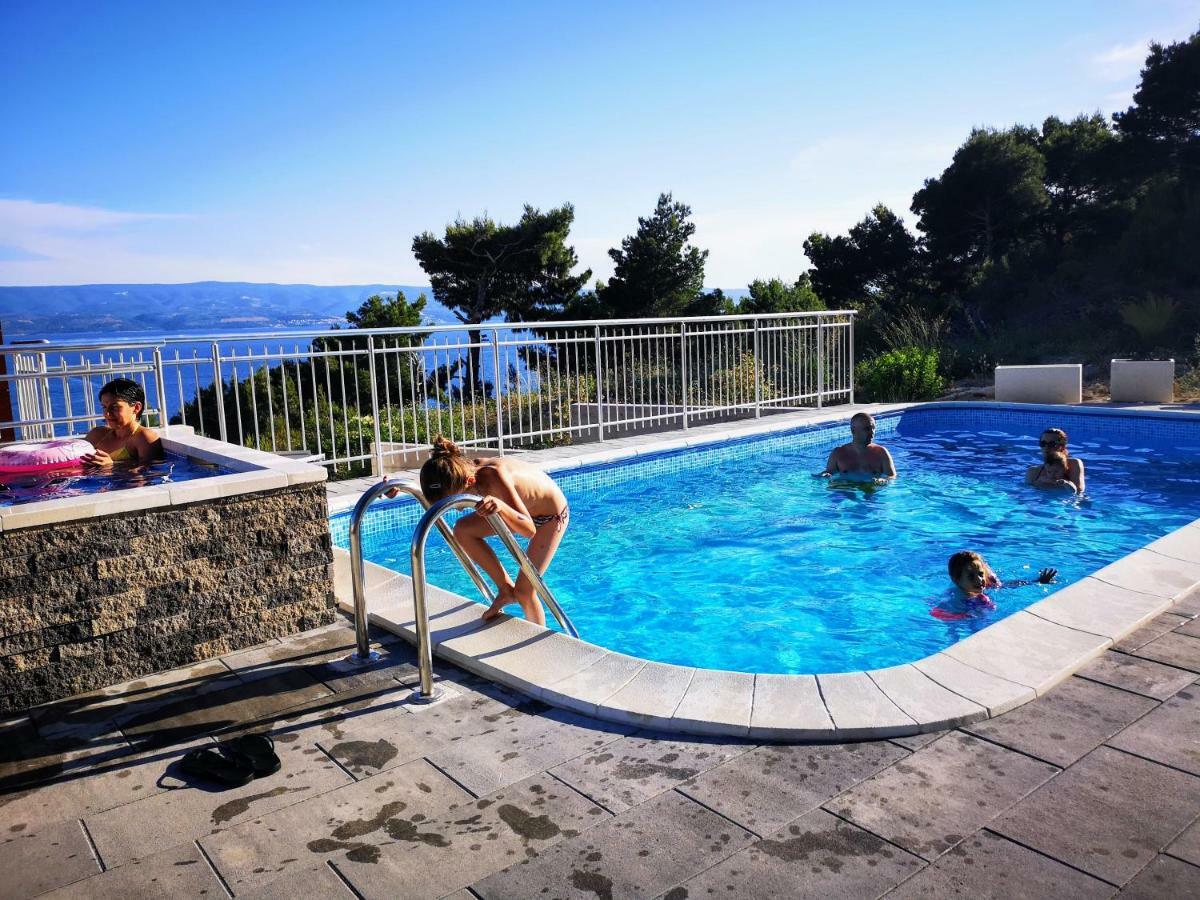 Villa Sara With Sea View And Private Heated Pool Omiš Exteriör bild