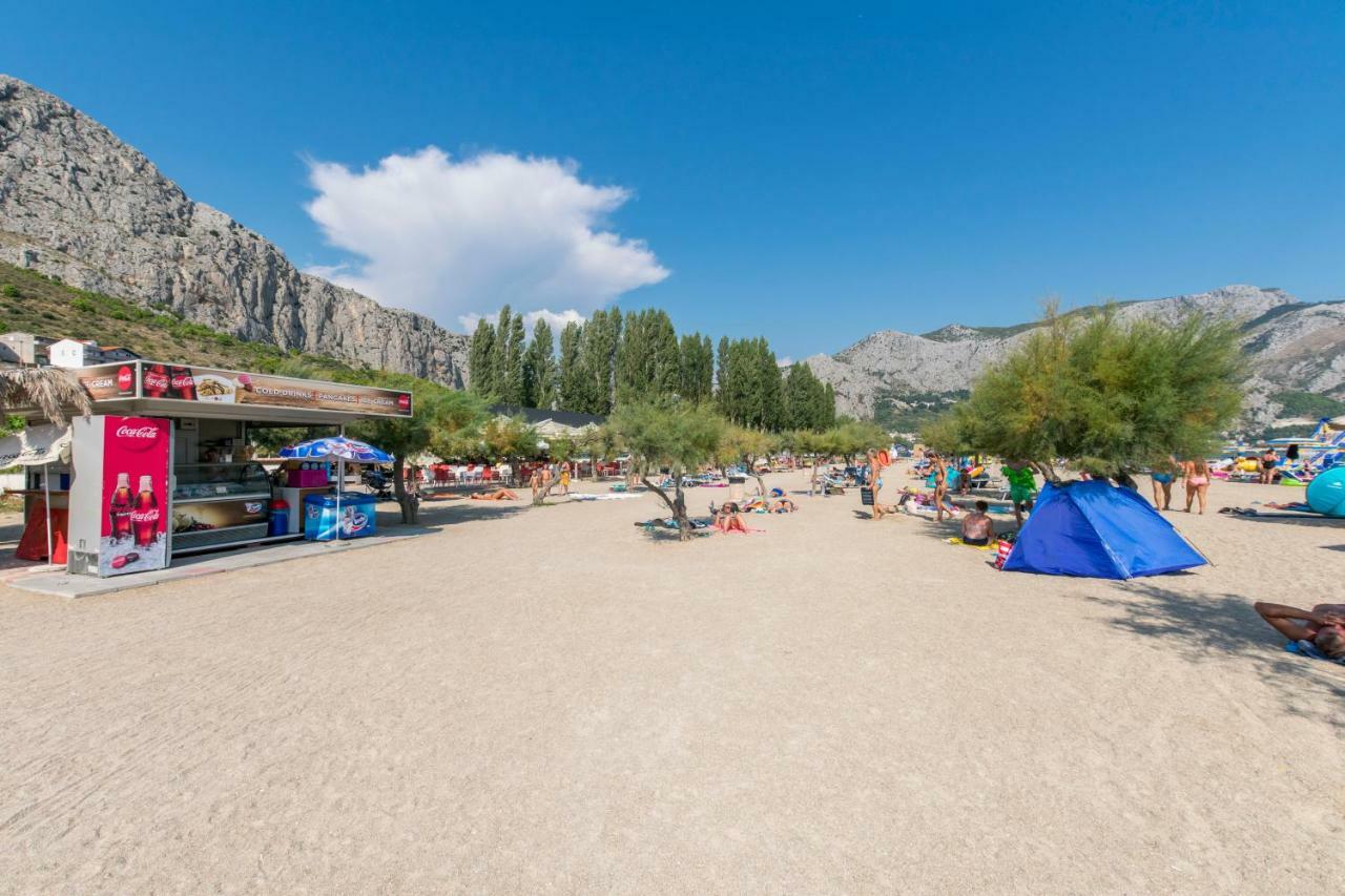 Villa Sara With Sea View And Private Heated Pool Omiš Exteriör bild